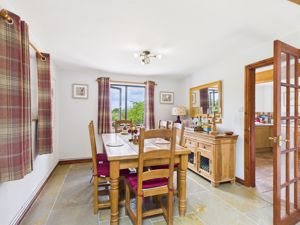 Dining Area- click for photo gallery